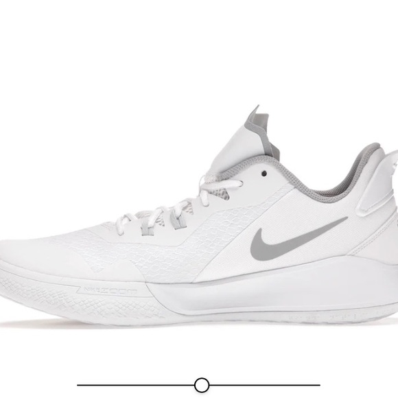 Nike Mamba Fury Basketball Shoe - Picture 2 of 6